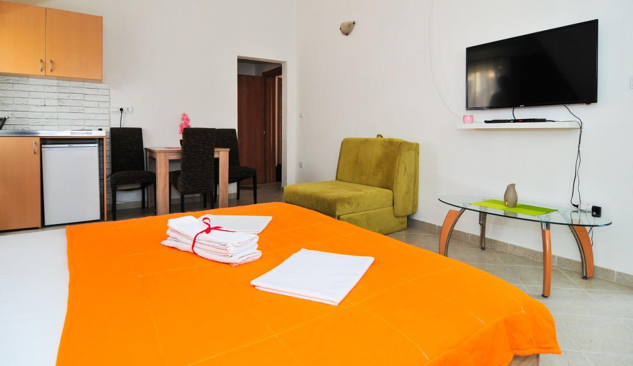 Apartmani Bekonja Tivat Exterior photo